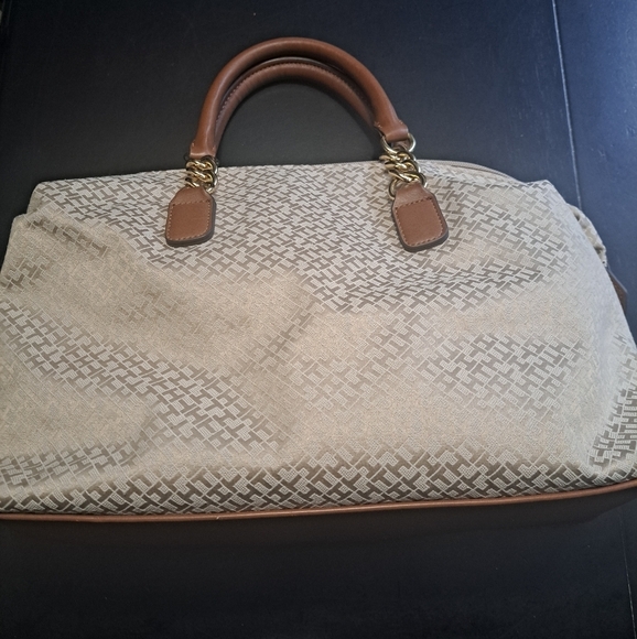 NWOT Tommy Hilfiger Khaki Satchel/Hand Bag 13"×9" - Picture 3 of 11